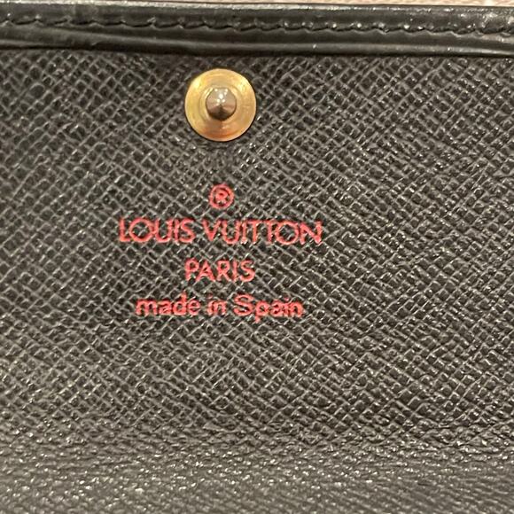 Louis Vuitton LV 4 Key Holder Black Epi Leather Authentic COA - Picture 5 of 7